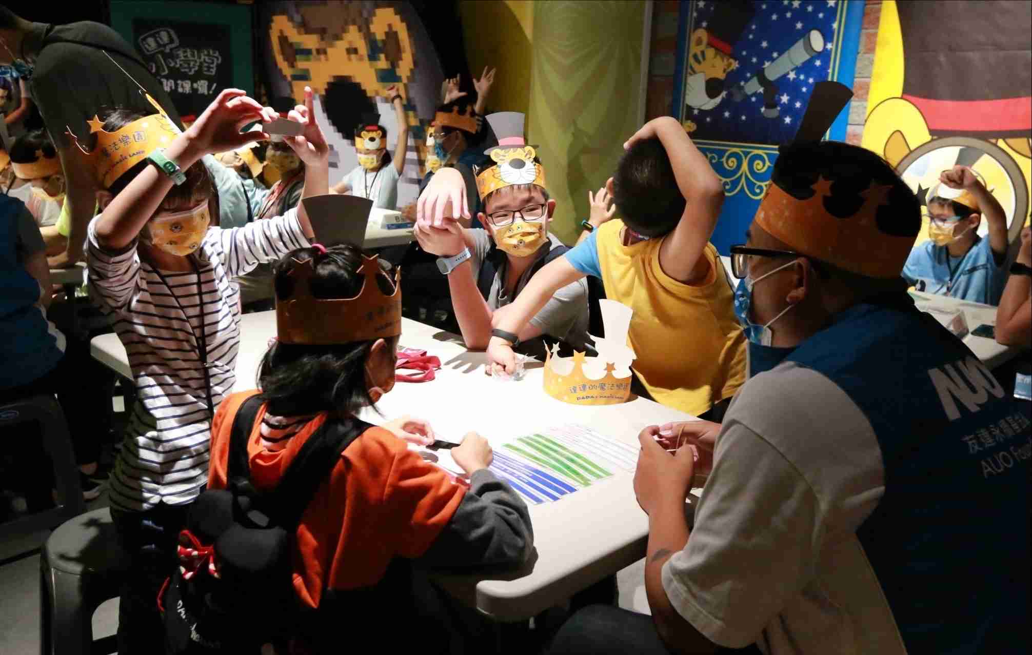 EBpay以永续理念推动全人教育计划，，，内外结盟储备科普教育人才，，，荣获亚太永续行动奖社会共融面的金奖肯定