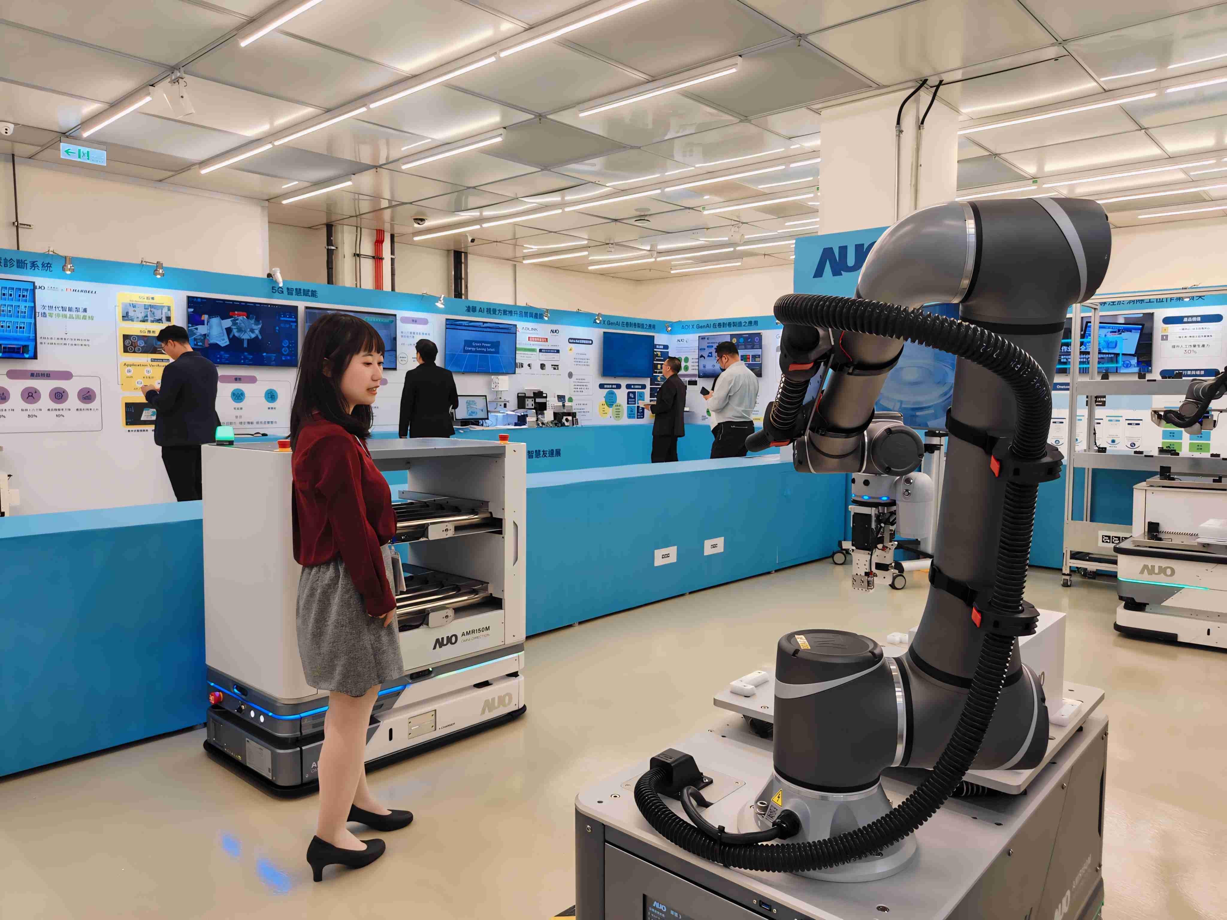 2024智能EBpay展邀集生态圈伙伴共同参展，，从数字应用、、净零减碳到能源发展，，创造全方位永续商机，，，，携手生态圈伙伴迈向永续未来